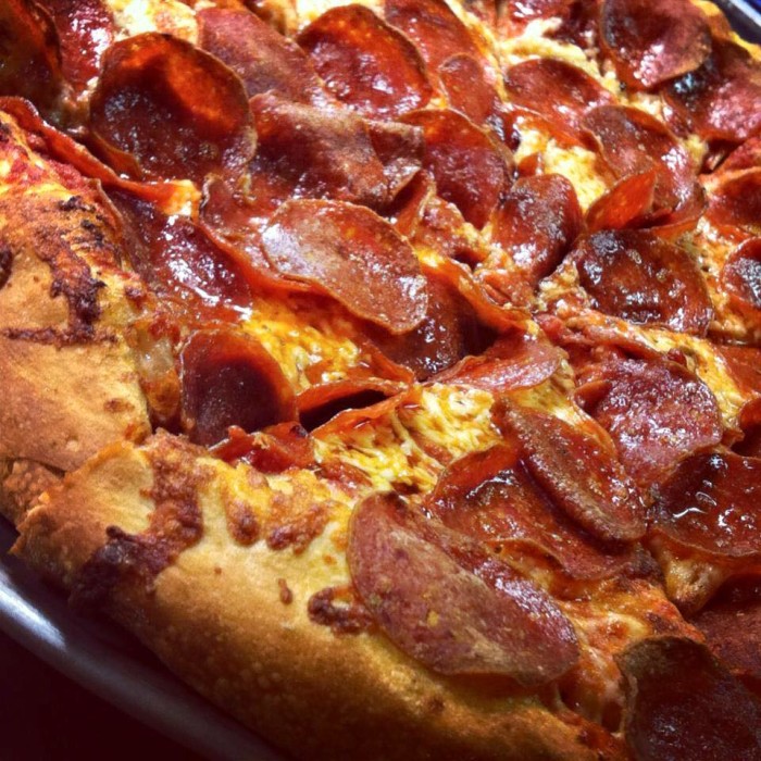 10 Amazing Pizza Places In Oklahoma
