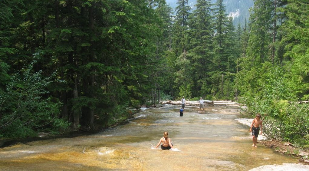This Natural Waterslide In Priest Lake, Idaho Is A BestKept Secret(04)