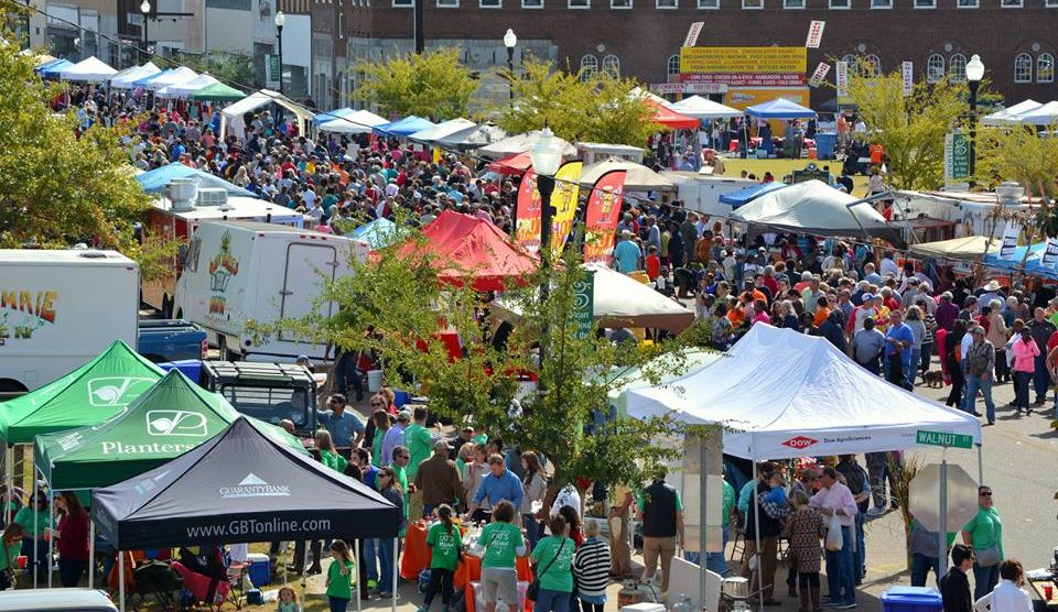 the-12-best-upcoming-fall-festivals-in-mississippi