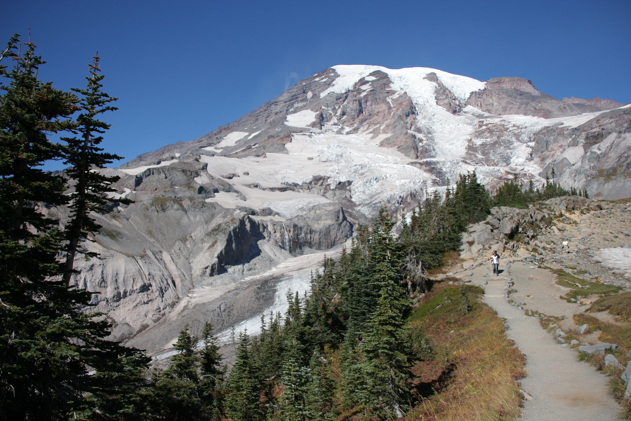 Mount Rainier In Washington Is One Of The Most Dangerous Hikes In The U.S.