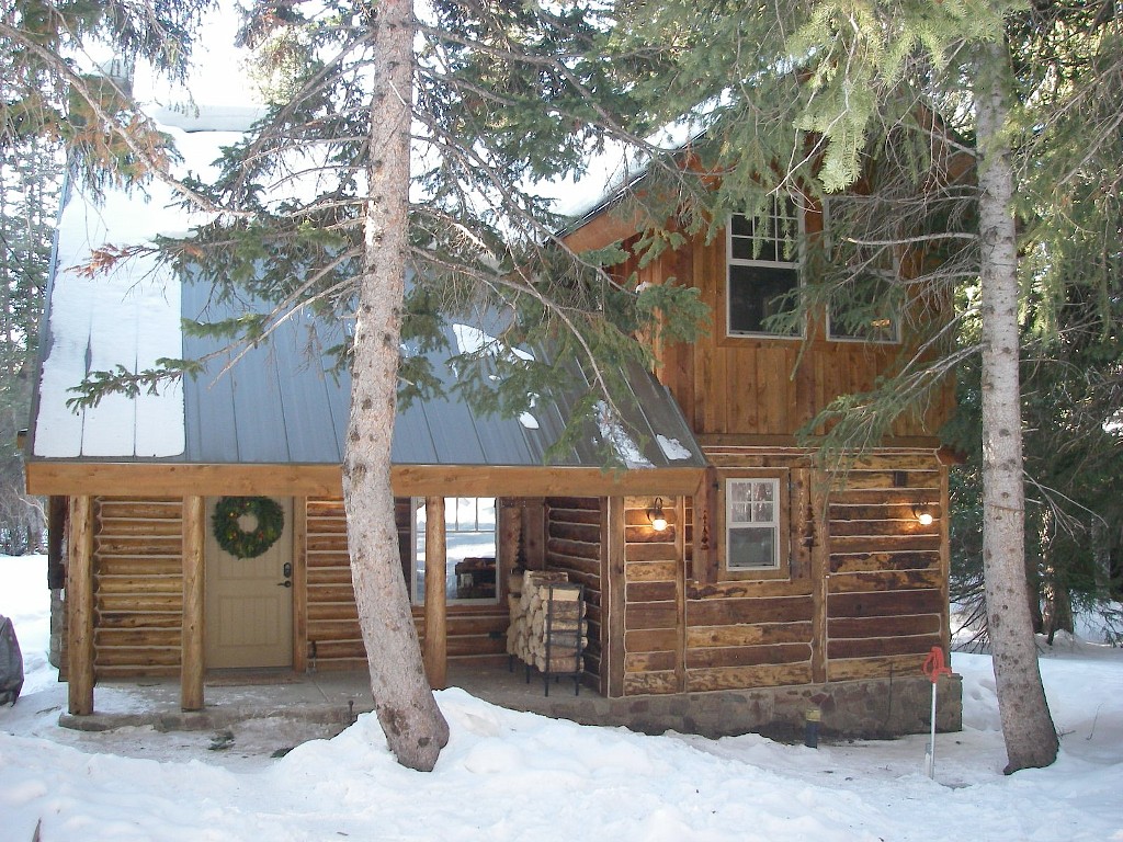 12 Utah Cabins To Rent This Winter