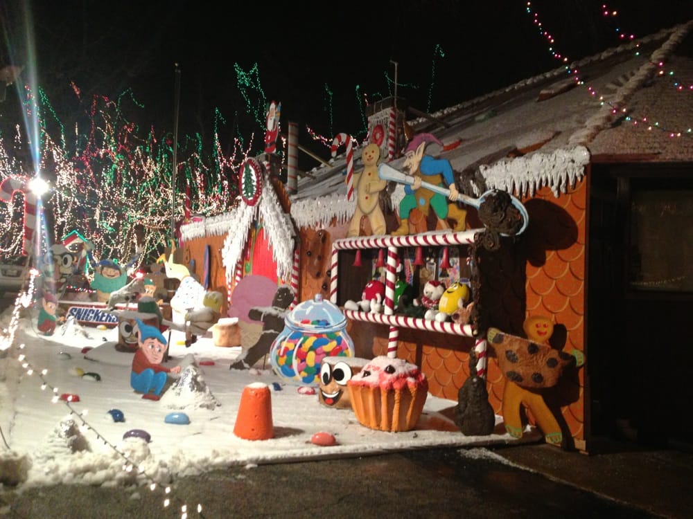Santa S Magical Kingdom In Missouri Is Christmas Fun For The