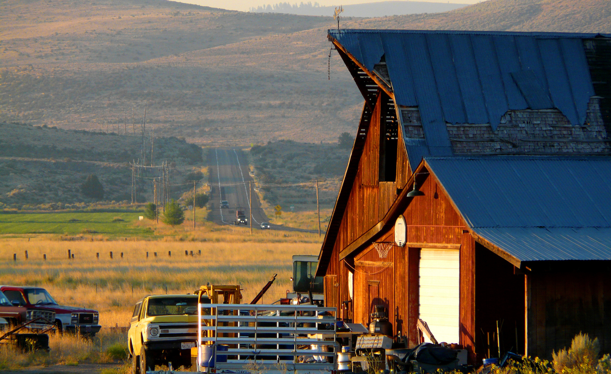 20 Photos Of Life In SmallTown Rural Northern California