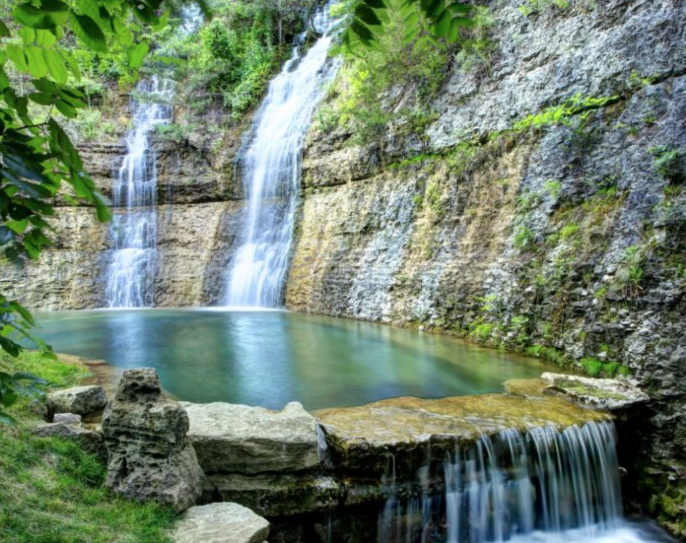 The 11 Places You Absolutely Must Visit In Missouri This Spring Only 