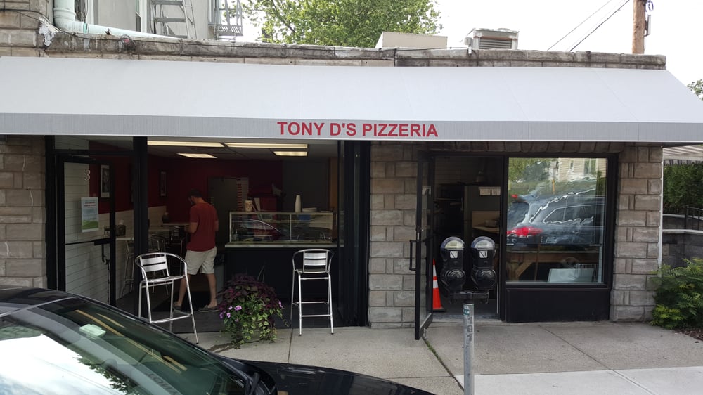 Tony D's Is The Little Hole-In-The-Wall Restaurant That ...