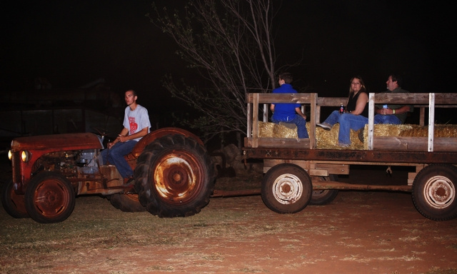 These Haunted Hayrides In Oklahoma That Will Scare You In The Best Way