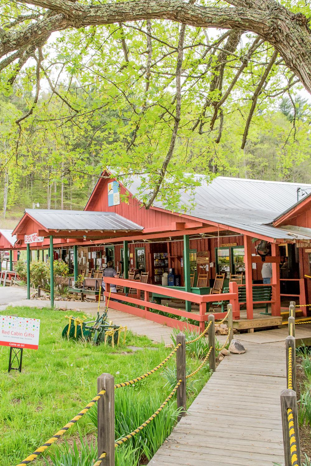 Shatley Springs Inn And Restaurant Located Way Out In The Country