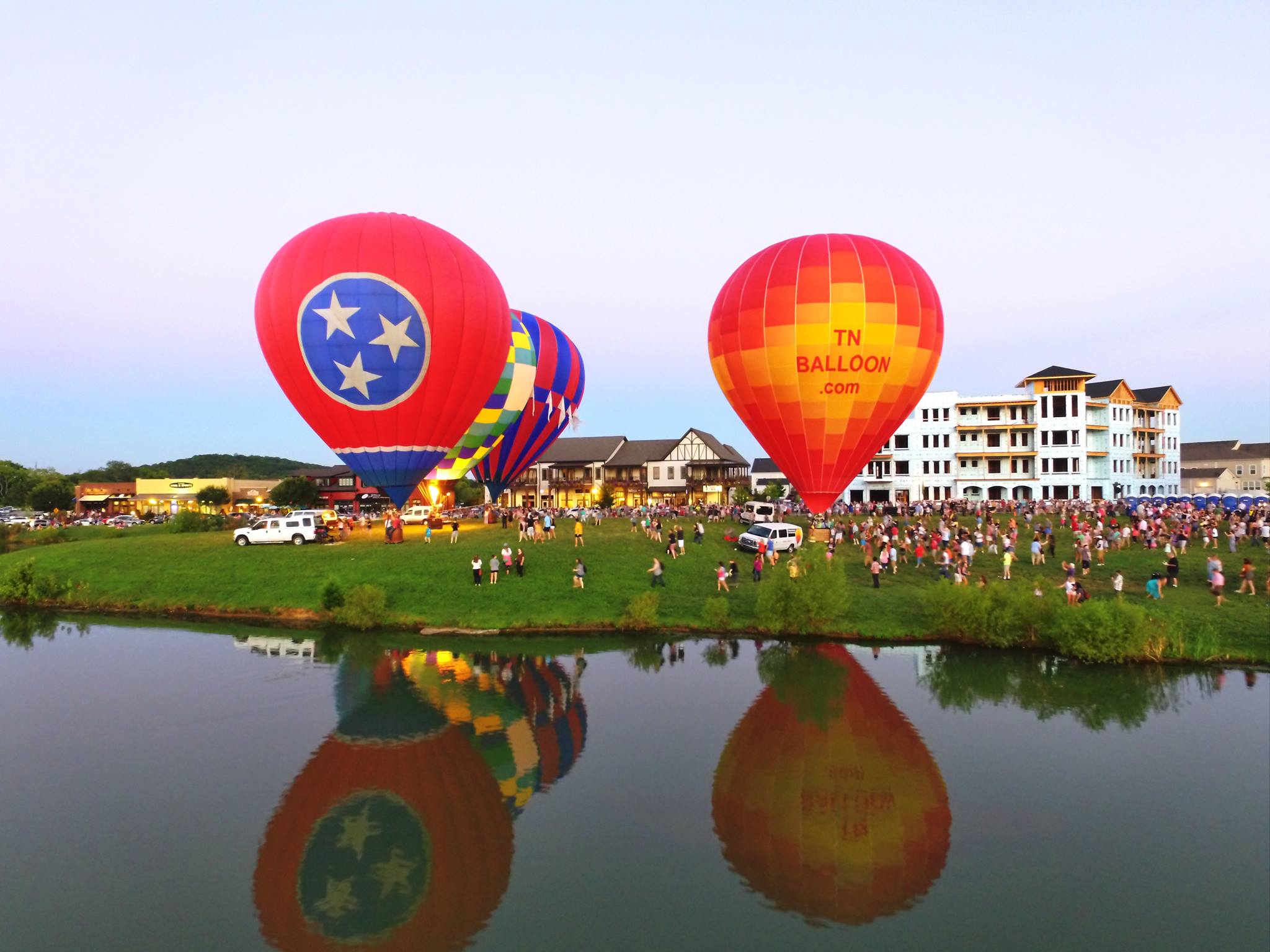 Spend The Day At This Hot Air Balloon Festival In Tennessee For A