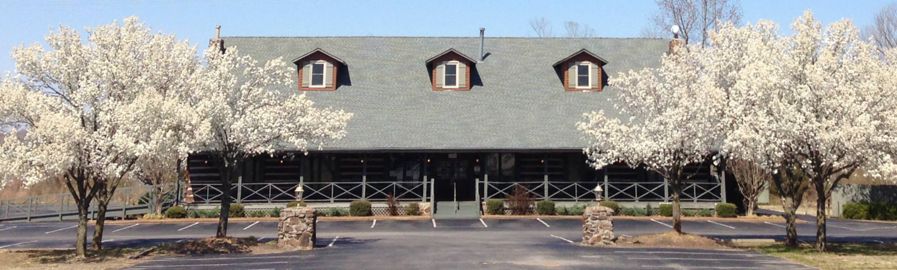 Catfish Cabin Restaurant In Tennessee Serves Up The Most Delicious