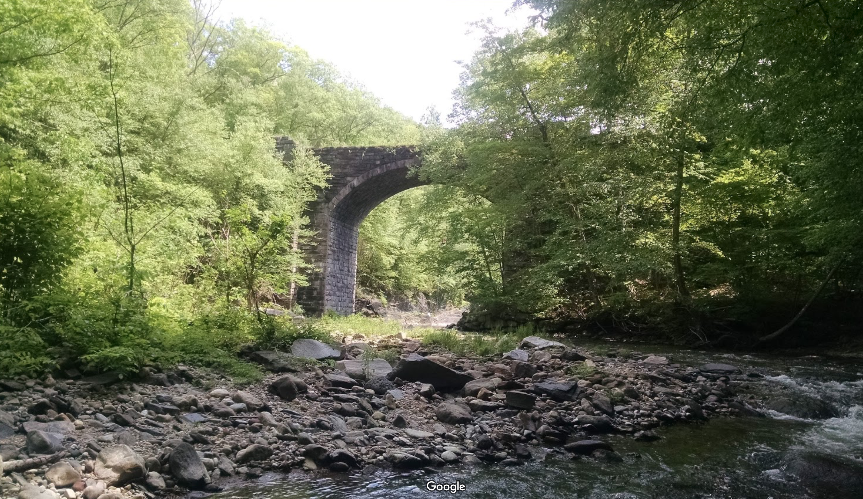 the-jacob-s-ladder-scenic-byway-in-massachusetts-is-the-perfect