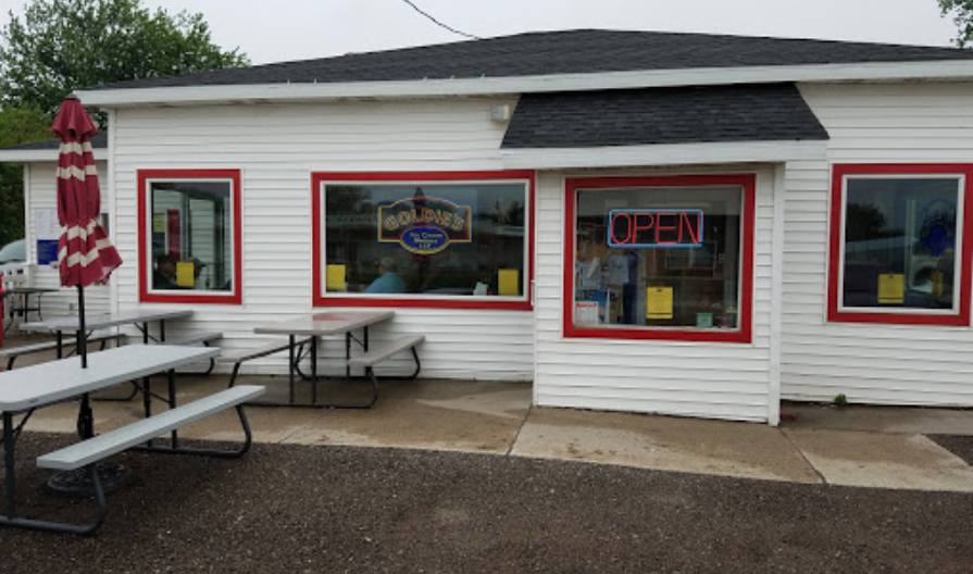 Goldie's Ice Cream Shoppe Serves One Of Iowa's Largest Tenderloins