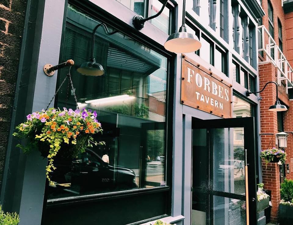 Forbes Tavern In Downtown Pittsburgh Serves Food That Will Keep You