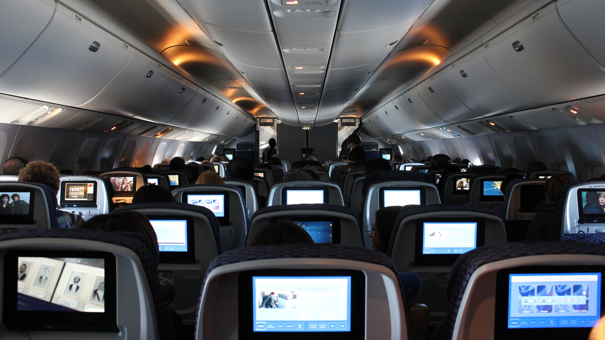 This American Airlines Is Adding Free Live TV To Its Domestic Flights