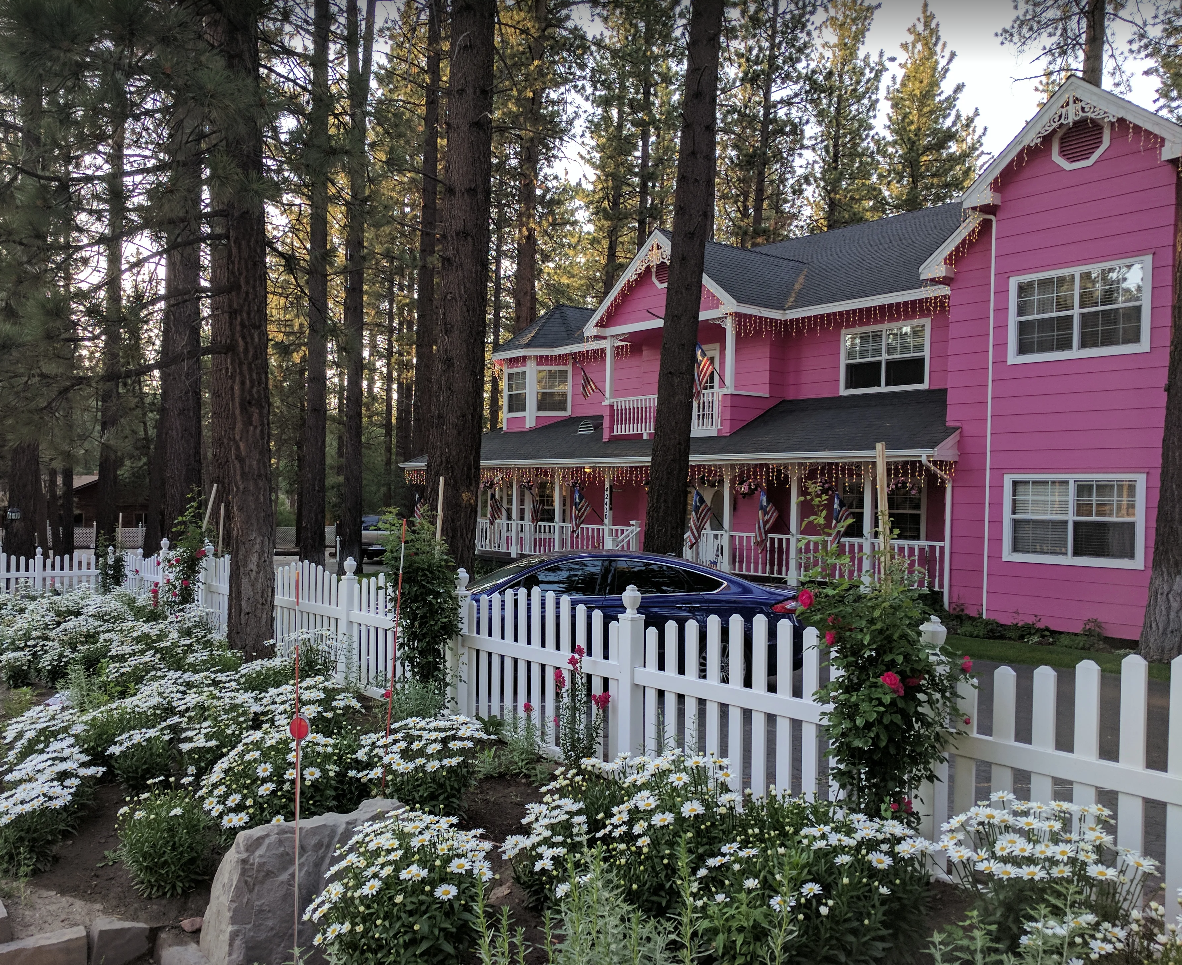 You'll Absolutely Love Apples Bed and Breakfast Inn In Southern California