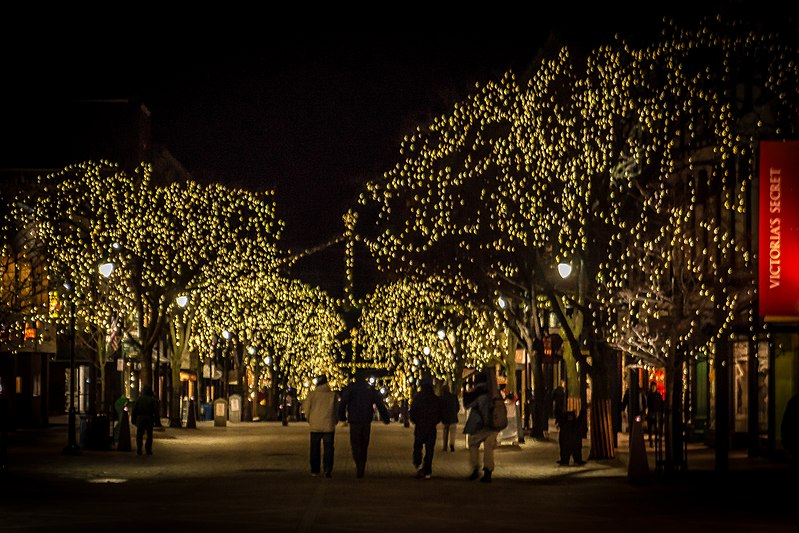 8 Vermont Christmas Towns Where The Grinch Doesn't Stand A Chance