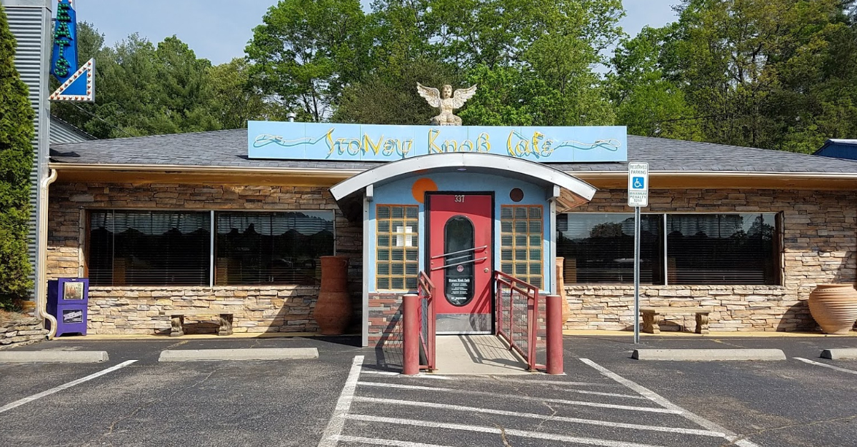 Stoney Knob Cafe Is The Funkiest Restaurant With The Best