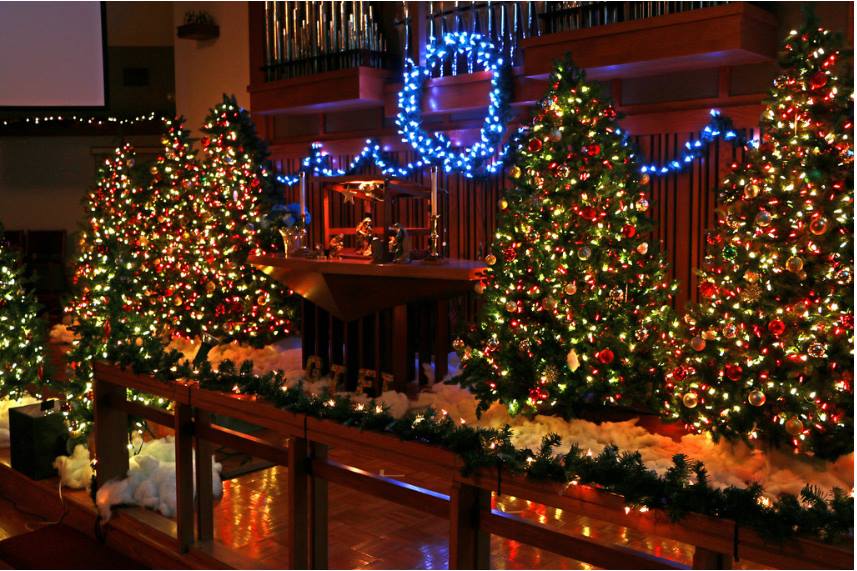 9 Cleveland Destinations With Stunning Light Displays