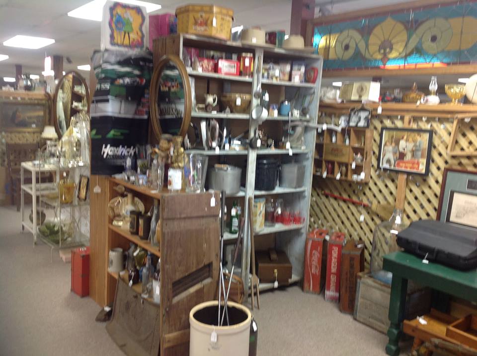 Antique Centre Mall Is A 10,000Square Foot Antique Store In Missouri