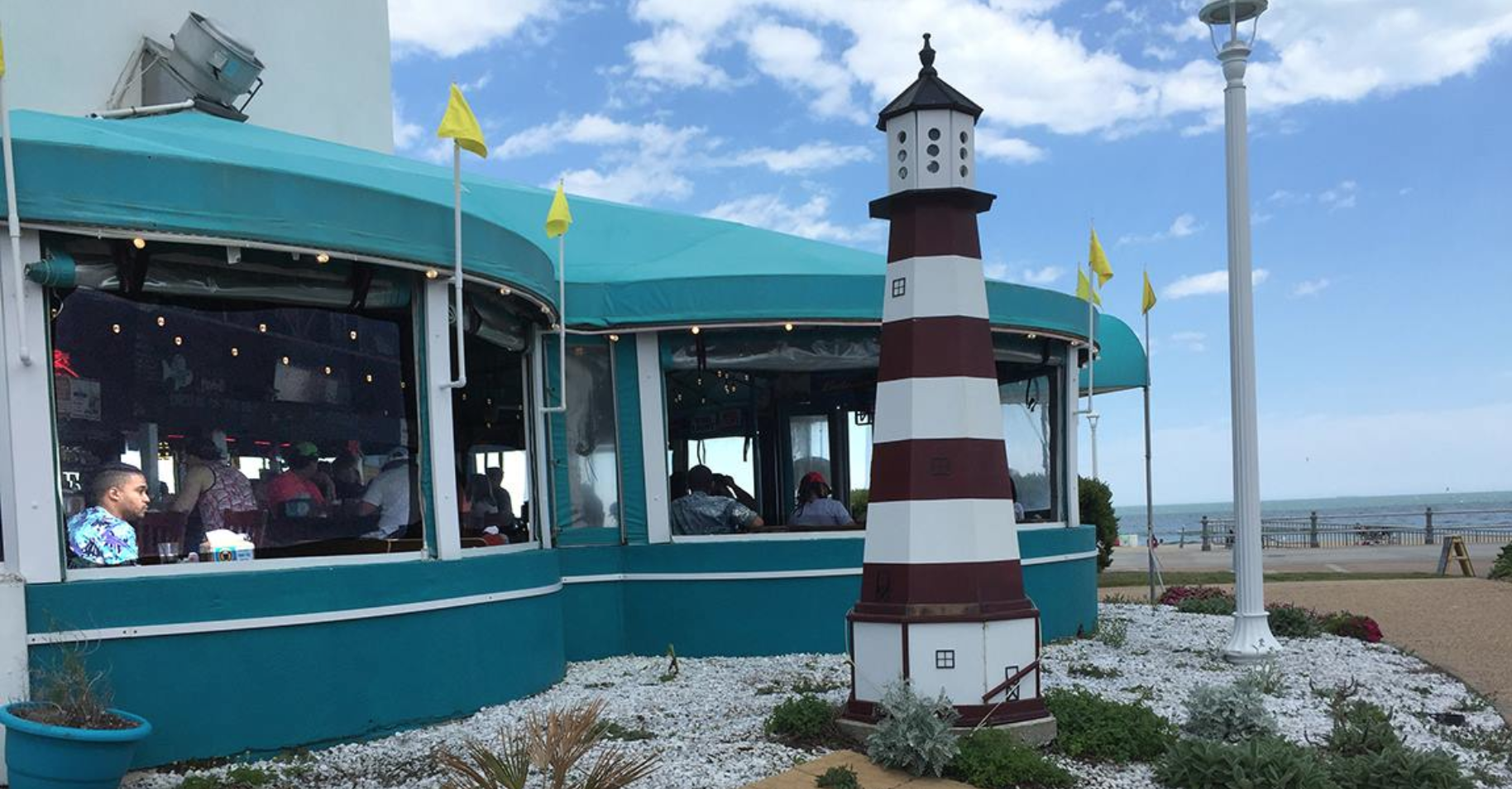 beach virginia Transsexual bar