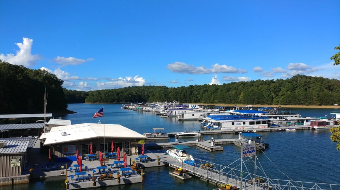 7 Best Marinas In Kentucky Where You Can Rent A Boat