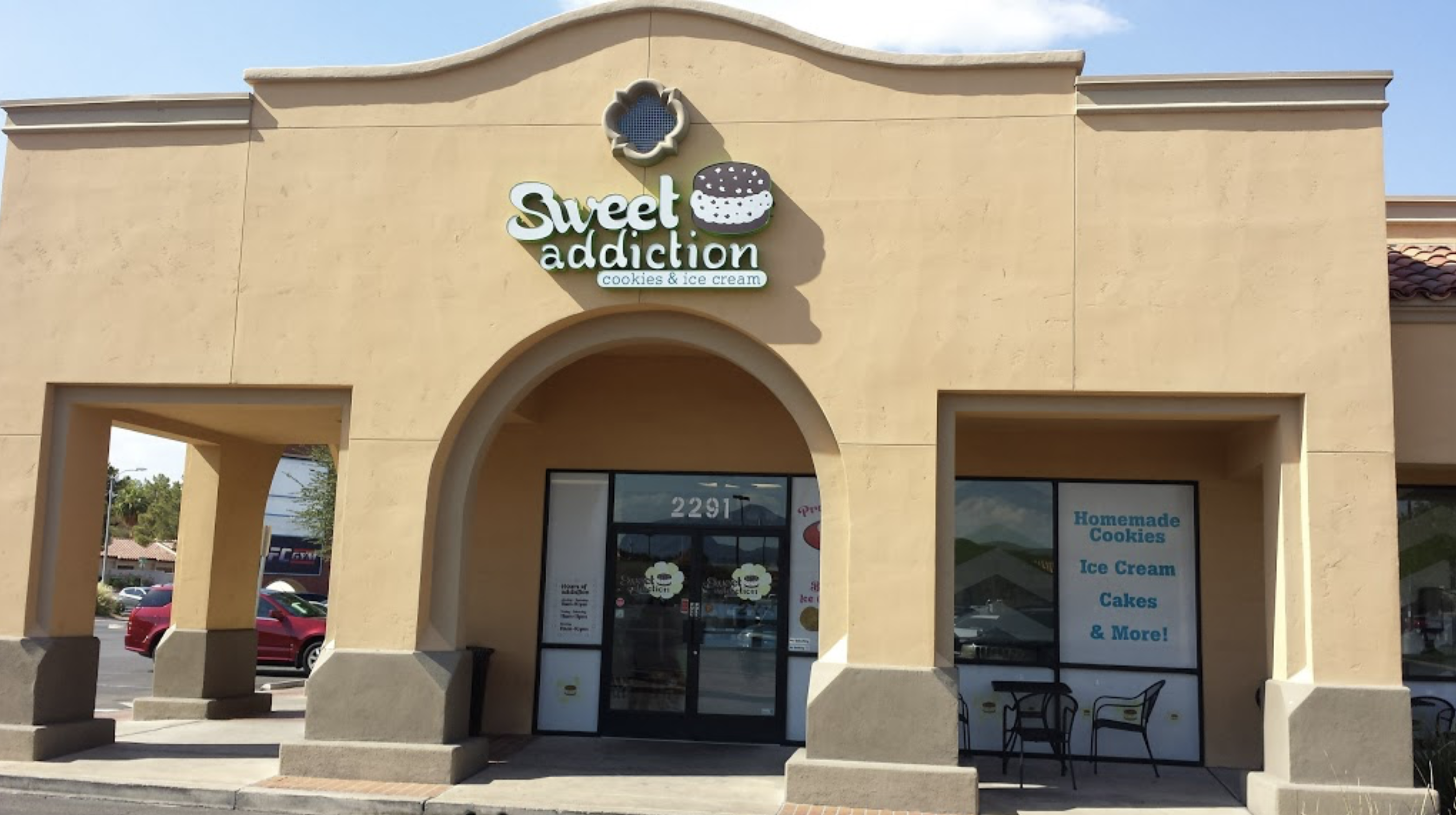 This Ice Cream Shop In Nevada Has Enormous Portions