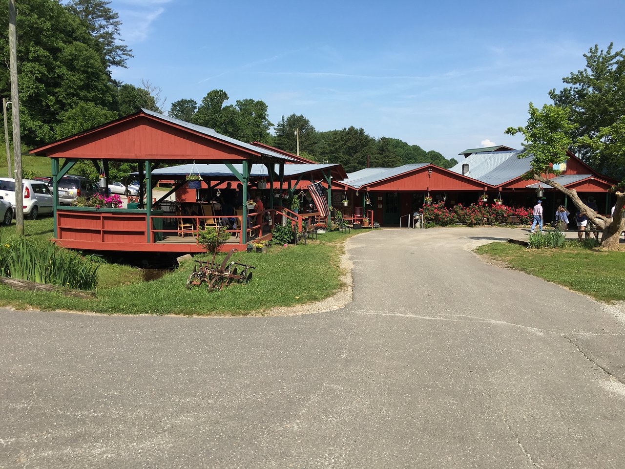 Shatley Springs Restaurant Is In The Middle Of Nowhere In North