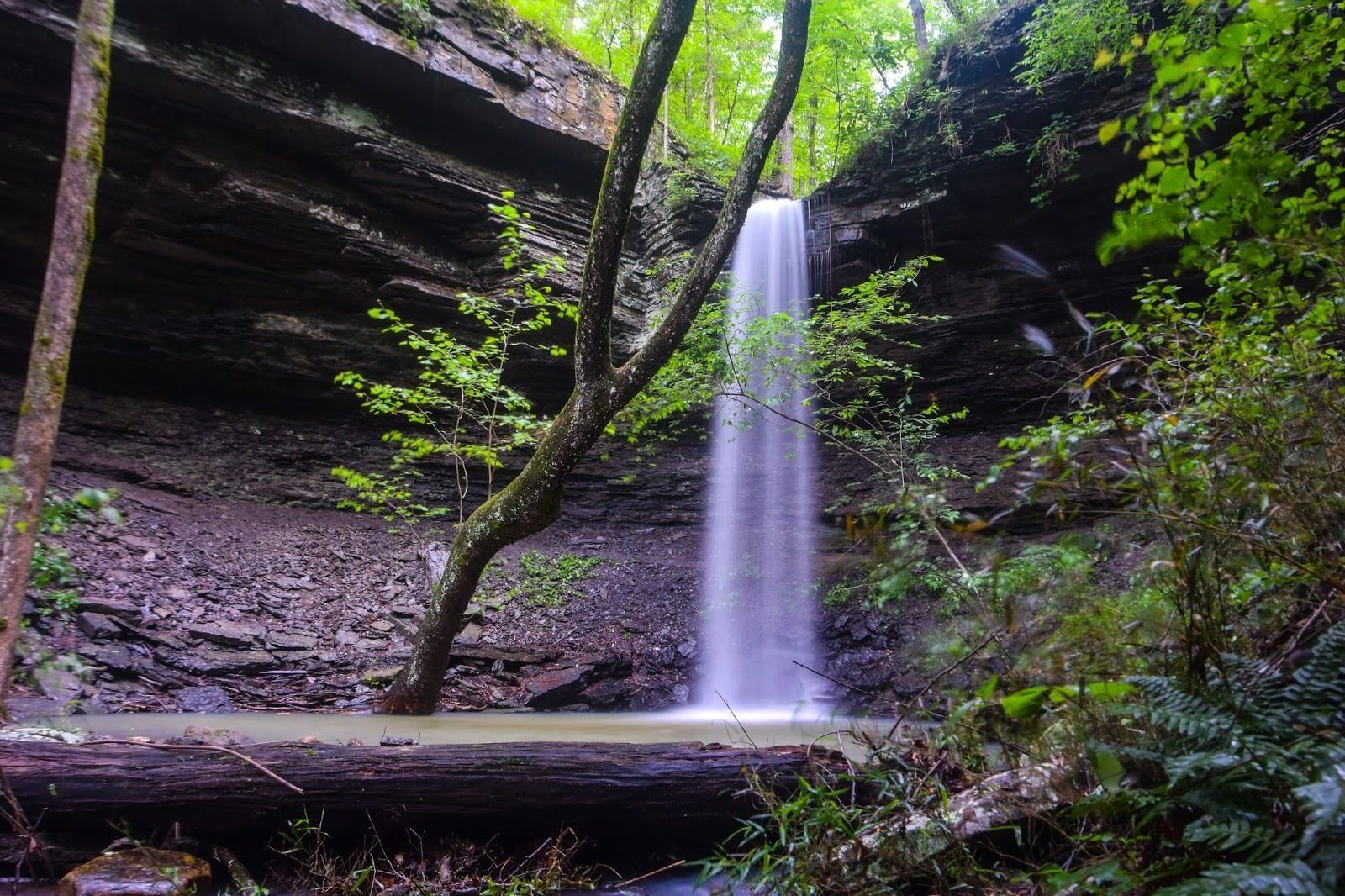 Rough Hollow Falls In Arkansas Is Only Visible After Rain