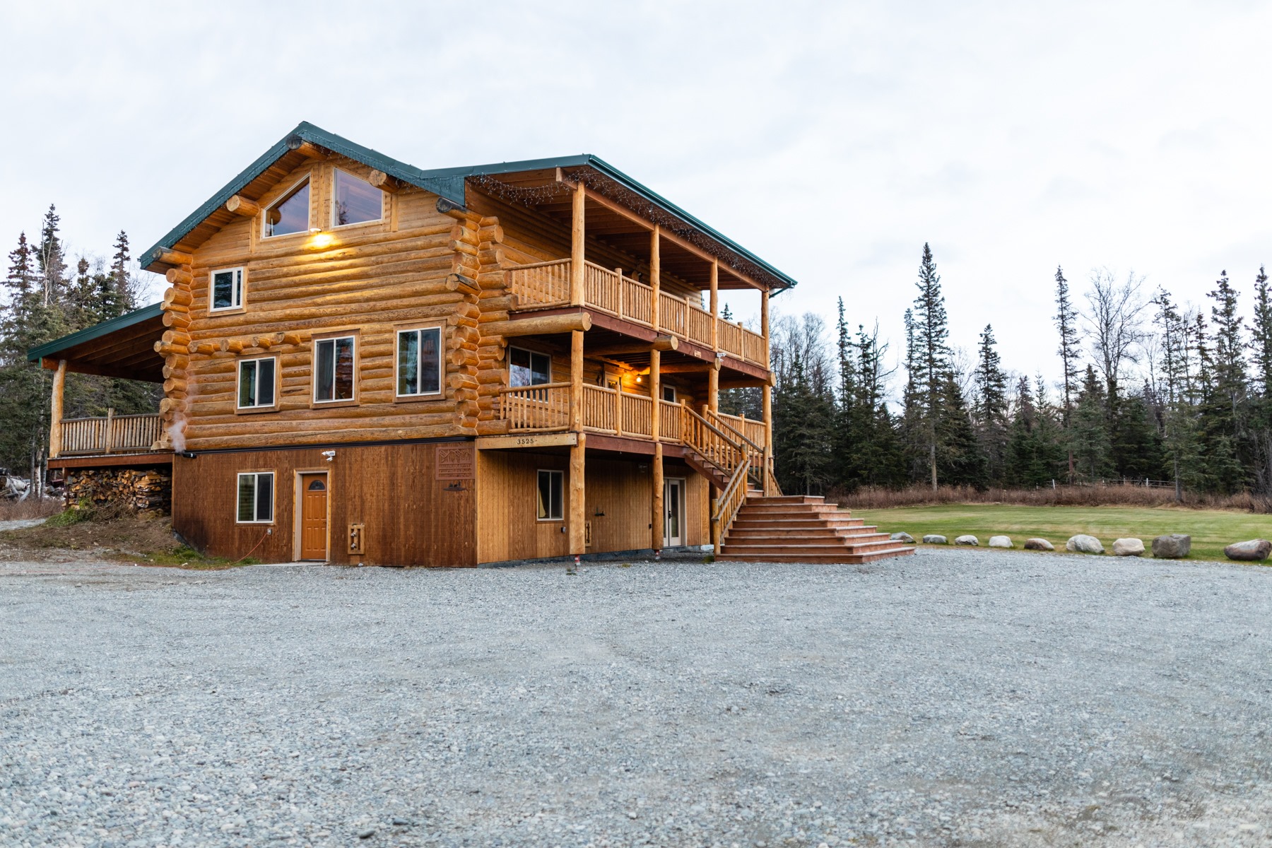 The Log Cabin Alaska Knotty Pine B&B Is A Great Spot To Relax