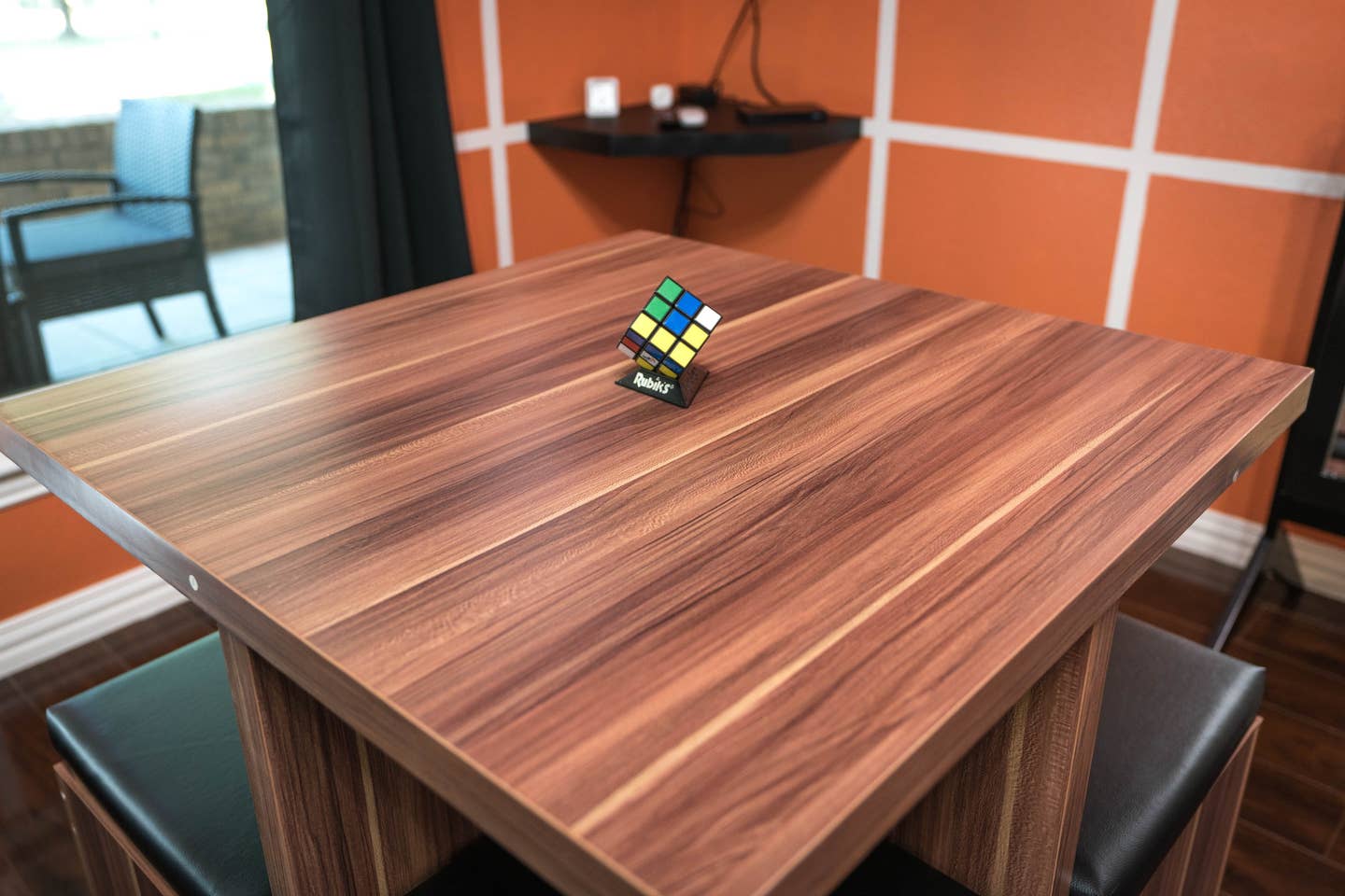 You Can Spend The Night In A Rubik S Cube Airbnb In Texas