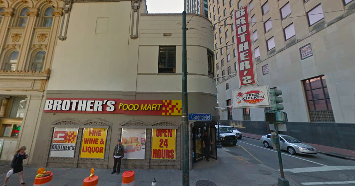 Brother’s In New Orleans With Some Of The Best Fried Chicken In Town