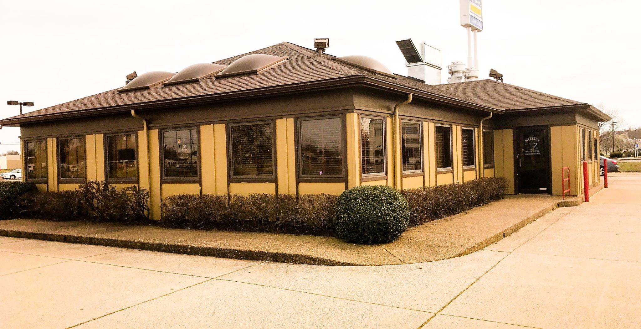 Nellies Restaurant In Newburgh, Indiana Is A Casual Family Restaurant