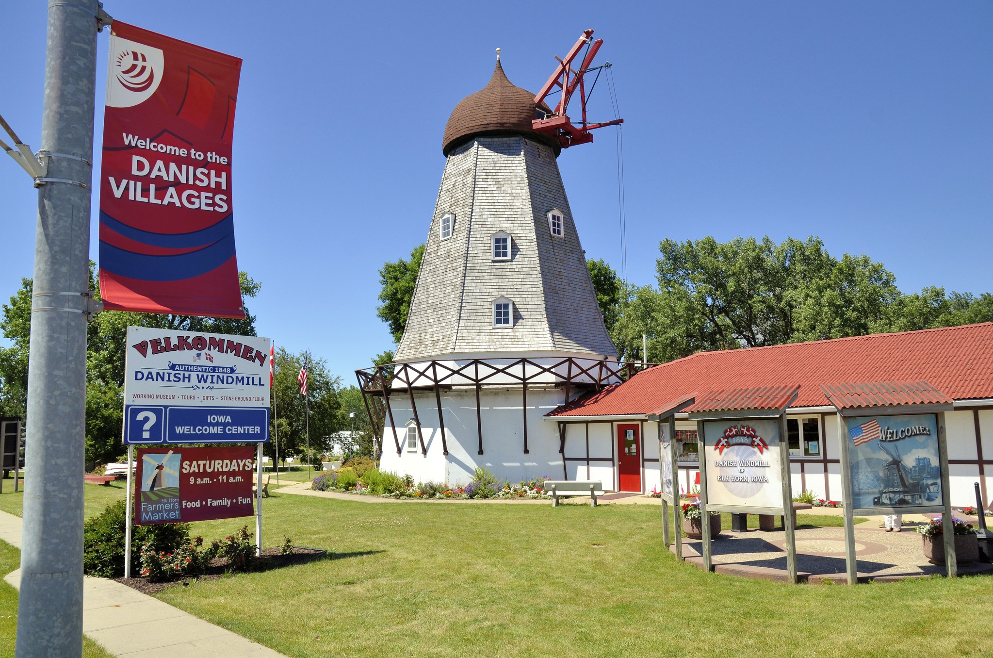 Elk Horn Is A Charming Danish Village In Iowa You've Got To Visit