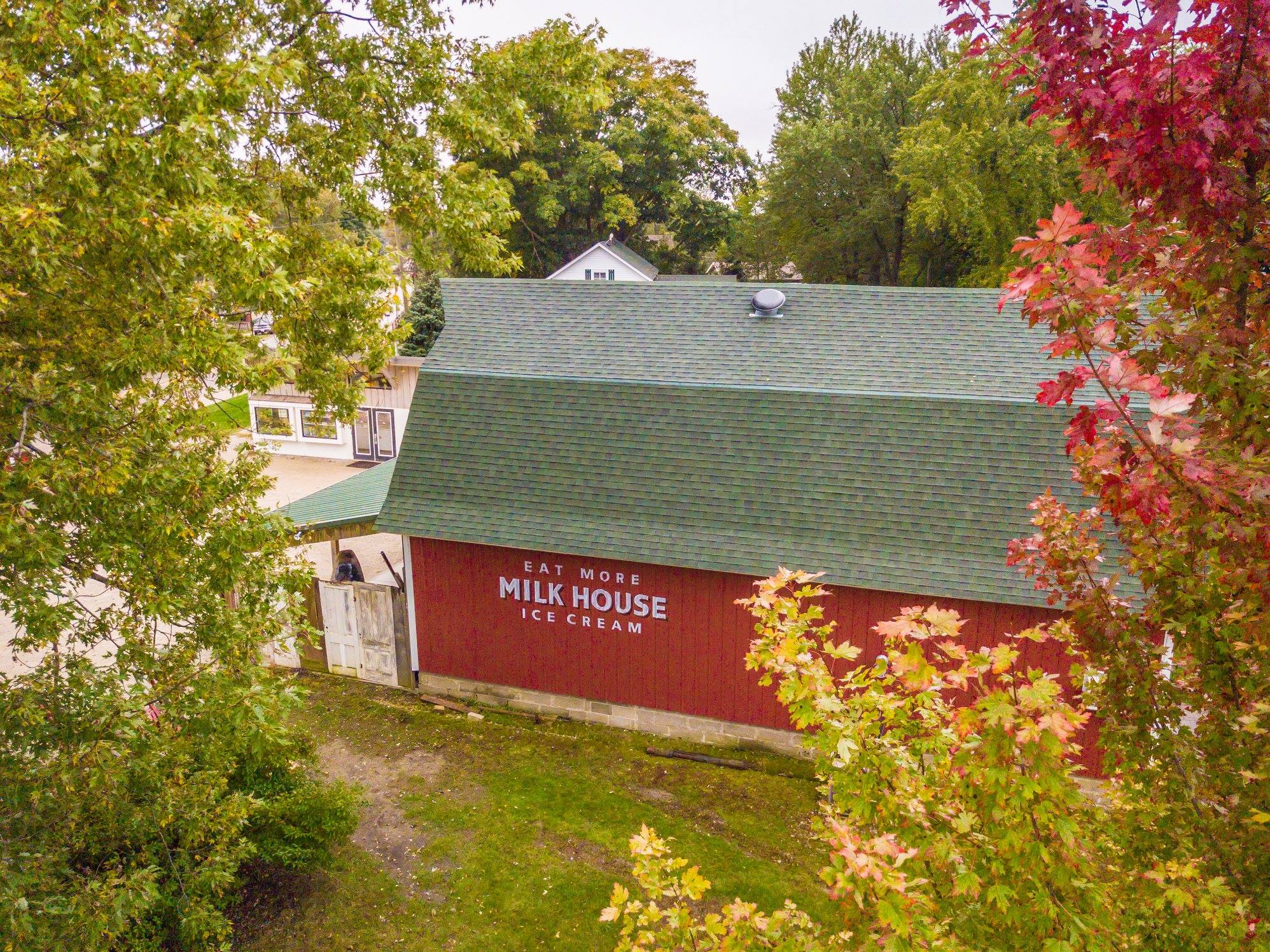 The Milk House Ice Cream Barn In Pingree Grove, Illinois Is Excellent