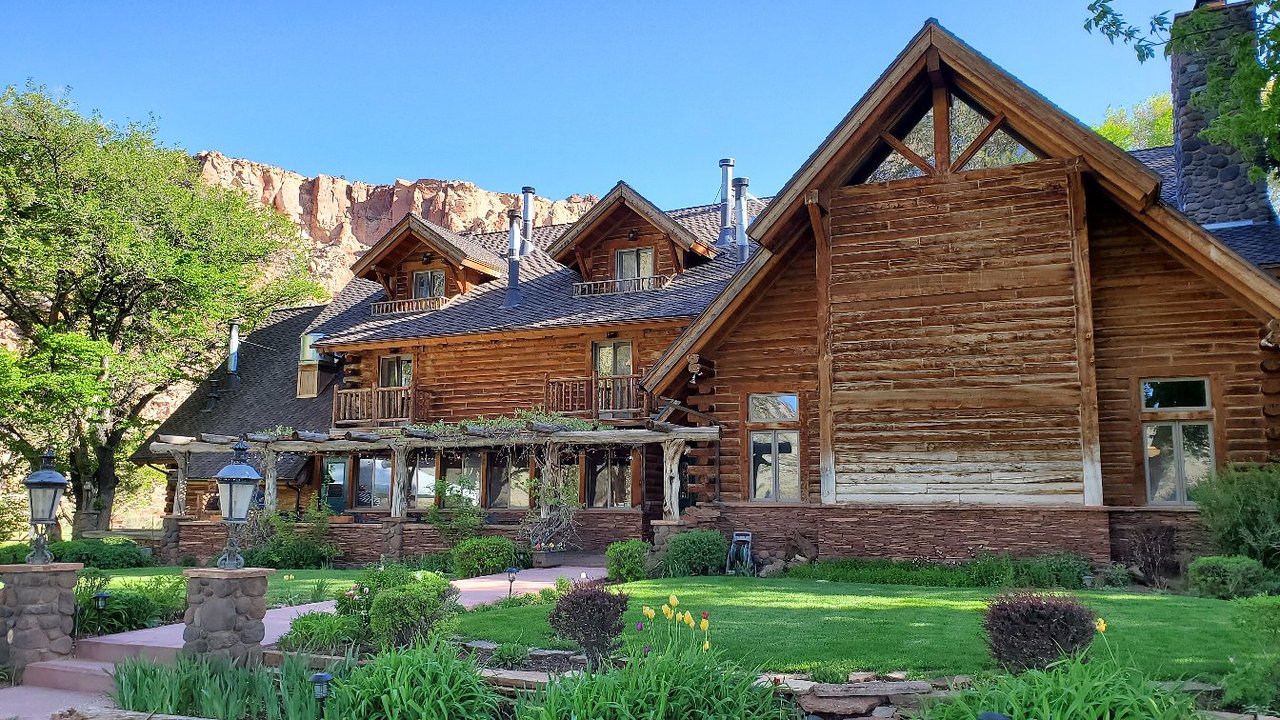 The Lodge At Red River Ranch In Utah Has So Much To See