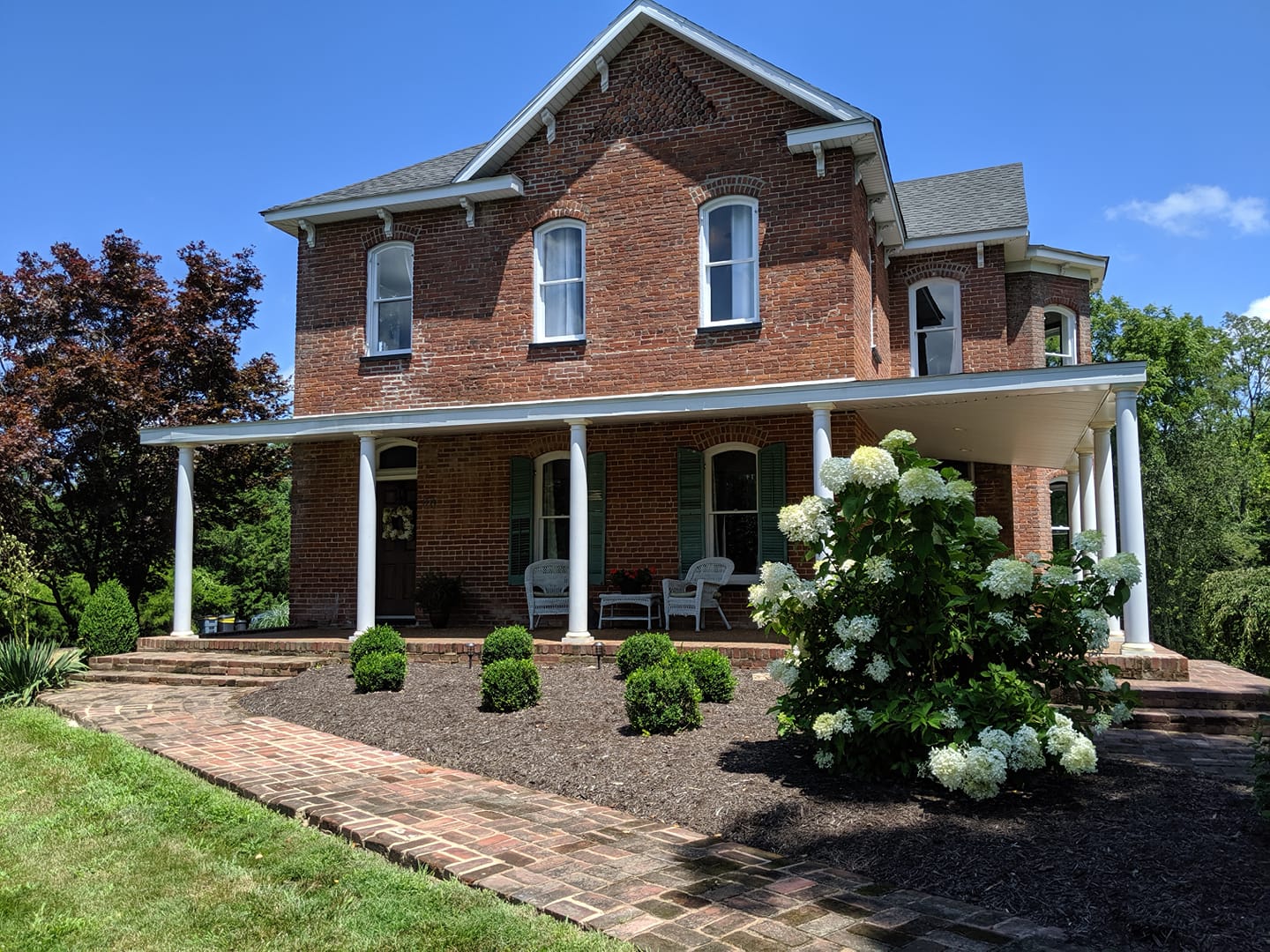 Havisham House In Alto Pass, Illinois Is The Best Vacation Getaway