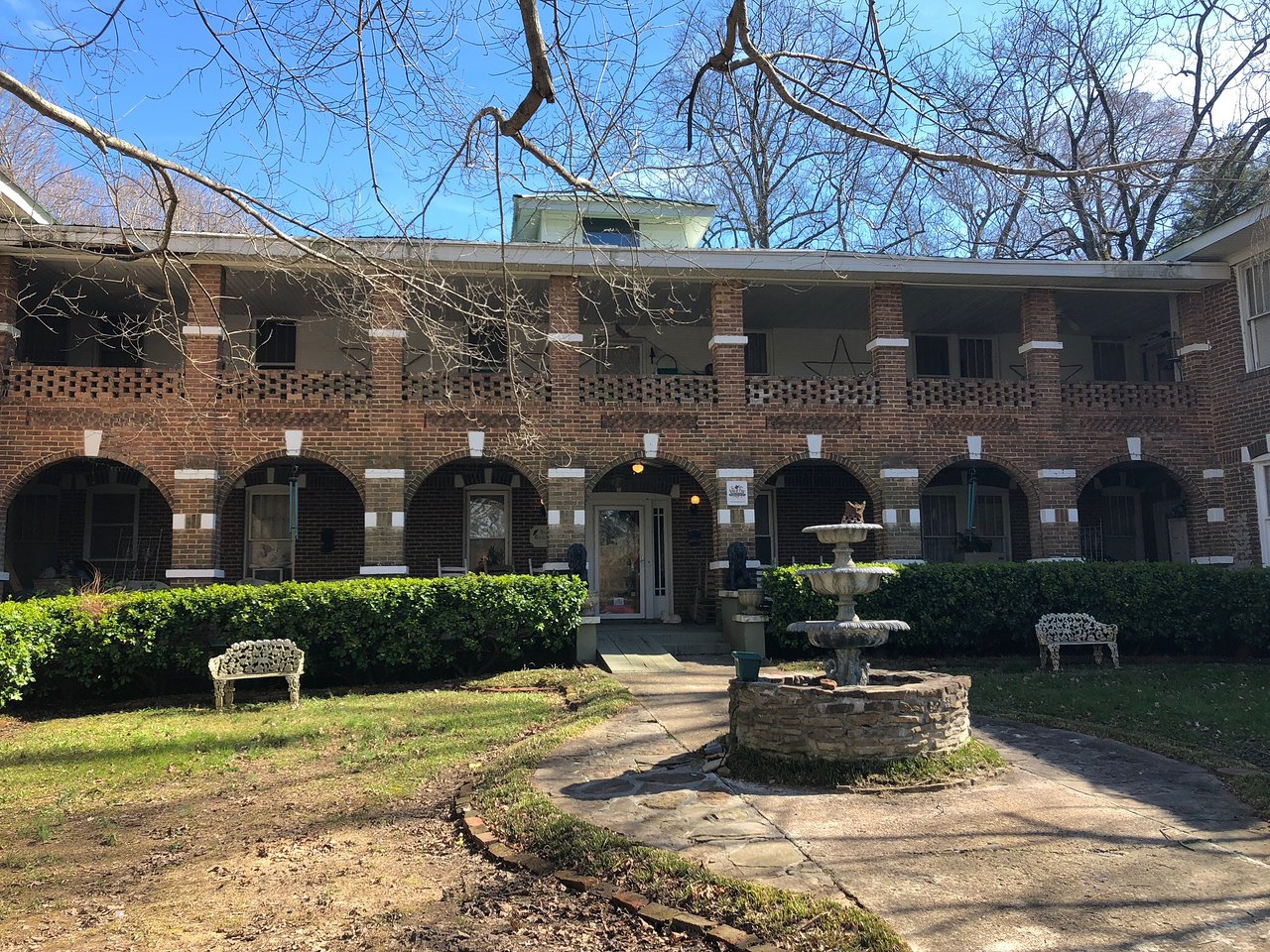 Spend A Night Hunting Ghosts In The Haunted Thomas House Hotel With